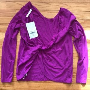 NEW - FABLETICS womens XS shirt open twist back